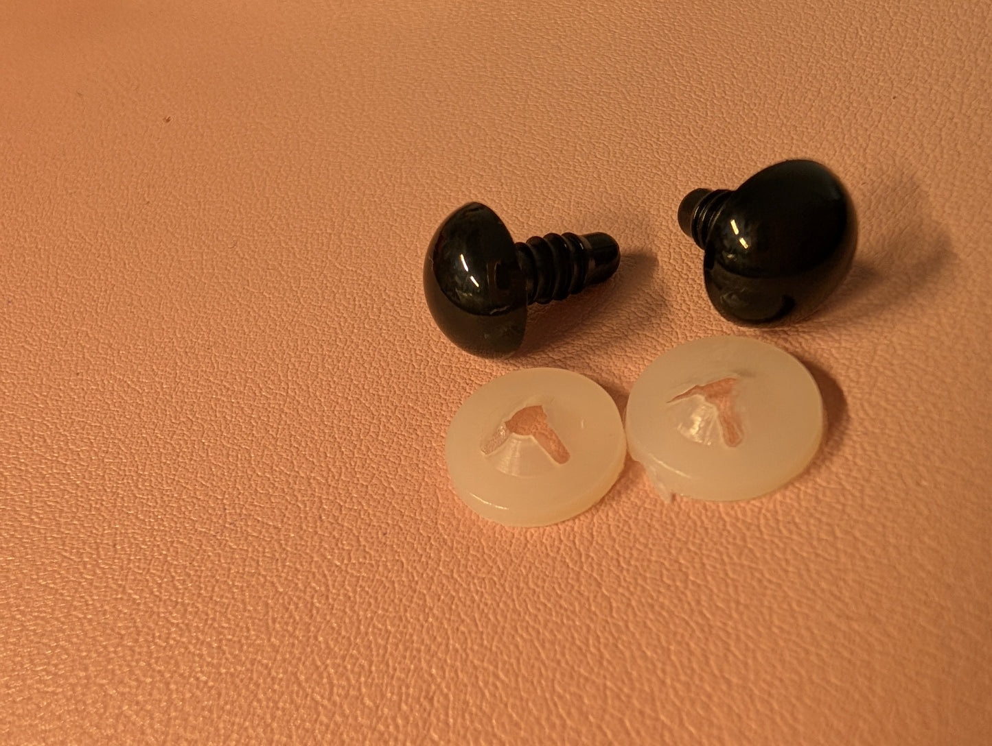 10mm Augen